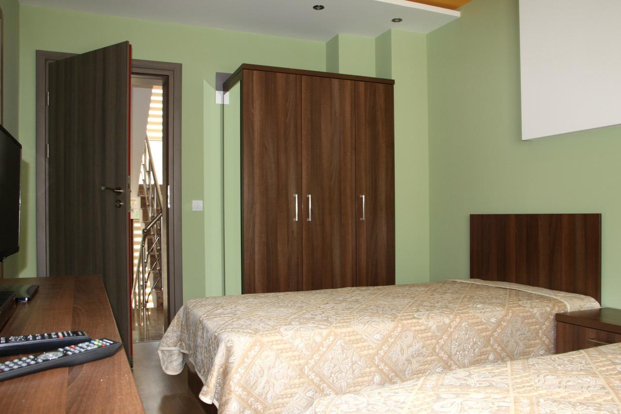 Hotel Kichika Rudozem Kamer foto